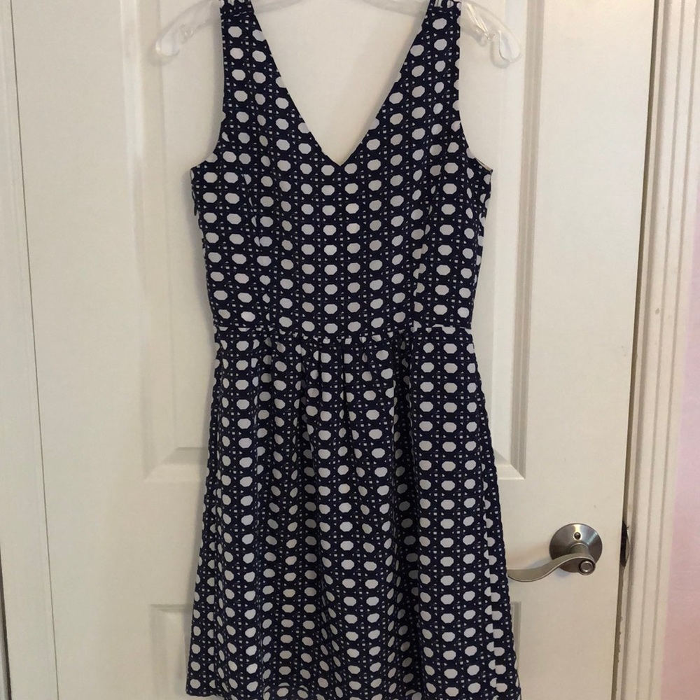 Vineyard vines dress